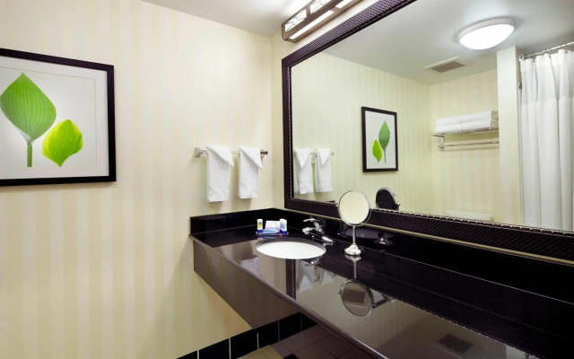 Fairfield Inn & Suites by Marriott Pittsburgh Neville Island