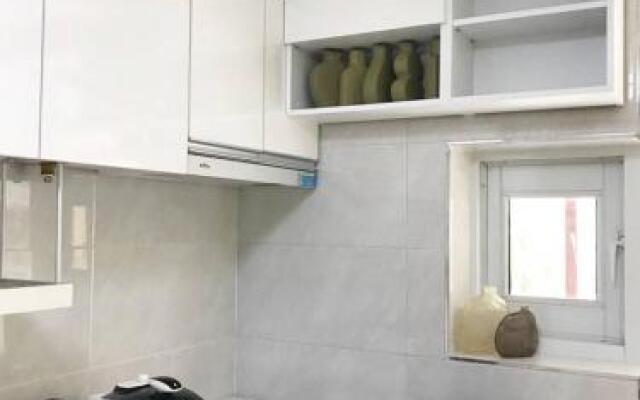 2BD Terrace! Renovated!