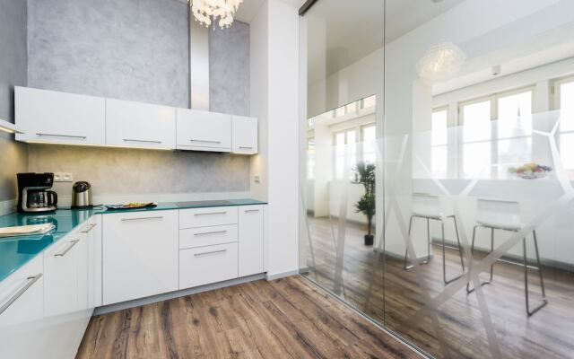 EMPIRENT Mucha Apartments