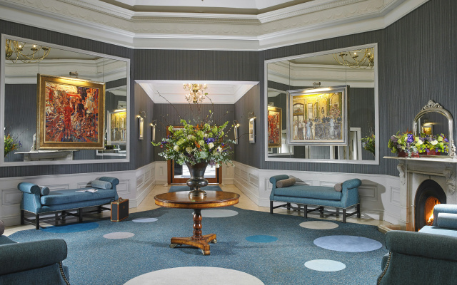 Castlecourt Hotel