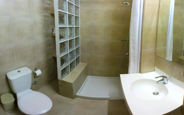 Myroandrou Beach Apartments