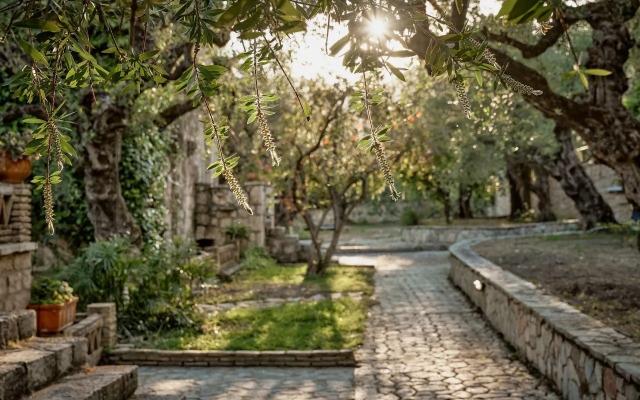 Leeda's Villas