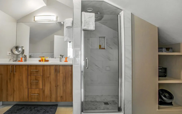 14j Pitkin Creek 3 Bedroom Condo