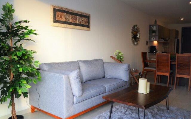 Condo Niza 266 by MDR