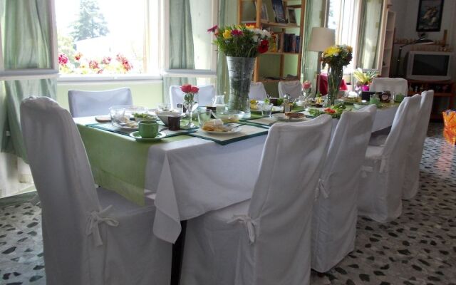 Travellers Lodge B&B