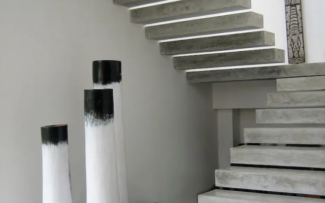 Modern 4BD Villa with Pool in Seminyak – Hotel Rooms – Kuta