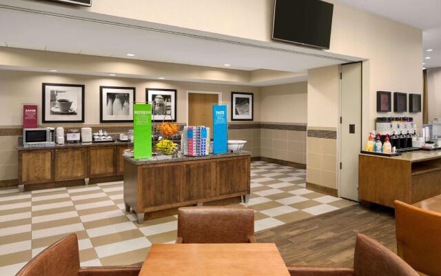 Hampton Inn & Suites Clayton/St. Louis-Galleria Area