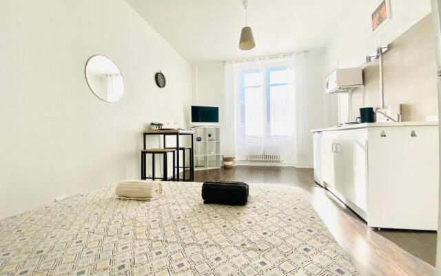 Studio Lumineux - Centre Ville - Wifi