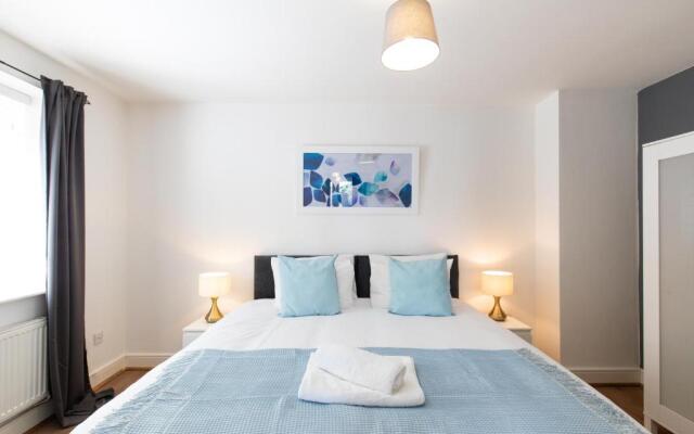 Velvet 1-bedroom Apartment The Clockhouse, Hoddesdon
