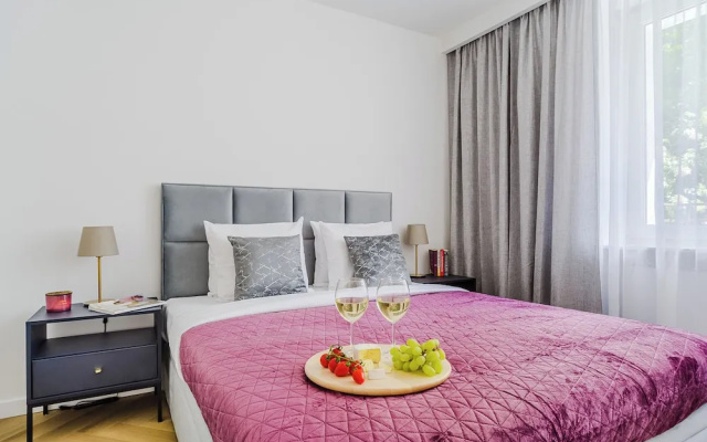 Lumina 4-room apart near Pałac Kultury