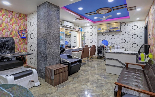 Treebo Tryst Grand Majesty