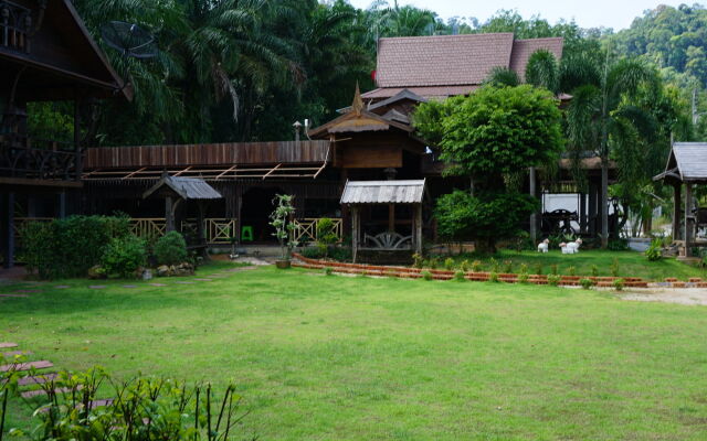 Boutique Village Hotel