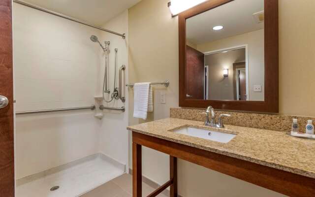 Comfort Inn PA Turnpike - 1-81
