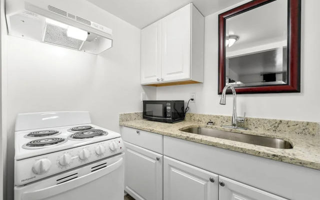 Budgetel Inn and Suites