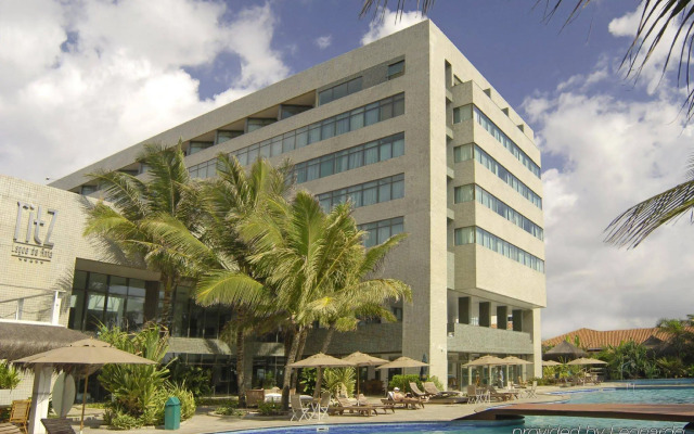 Ritz Lagoa Da Anta