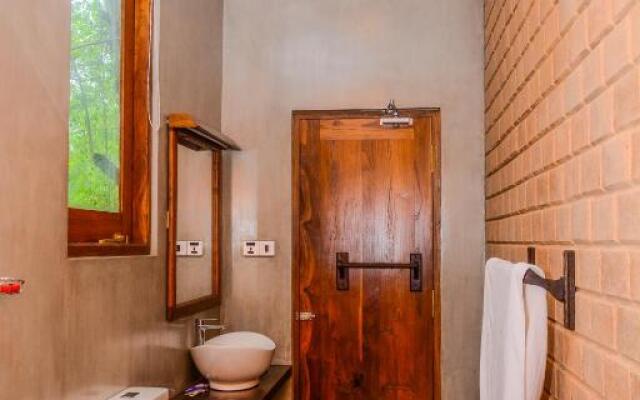 Breezy Lake Eco Friendly Cabanas Yala