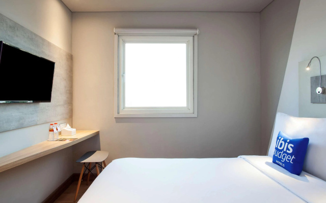 ibis budget Surabaya Diponegoro
