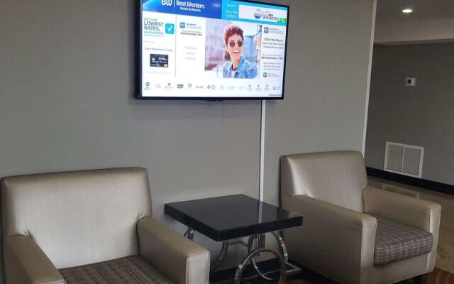 Quality Inn Jacksonville - Orange Park near Naval Air Station