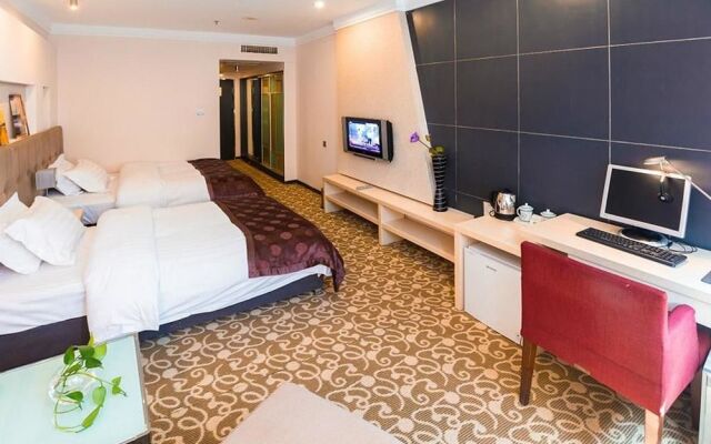 Atour Hotel Dalian Zhongshan Plaza