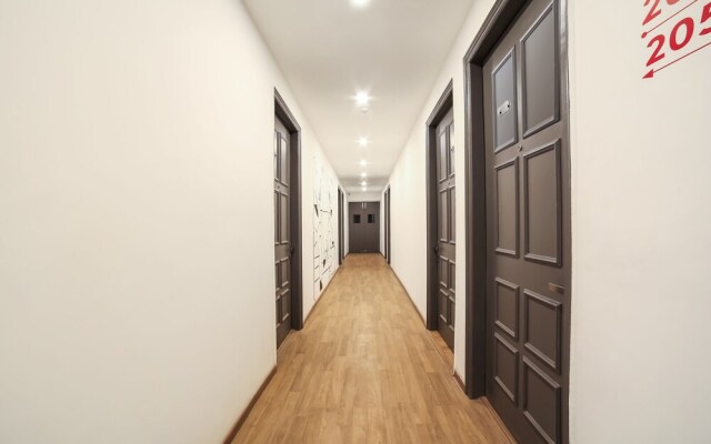 Oyo Townhouse 178 Sector 52