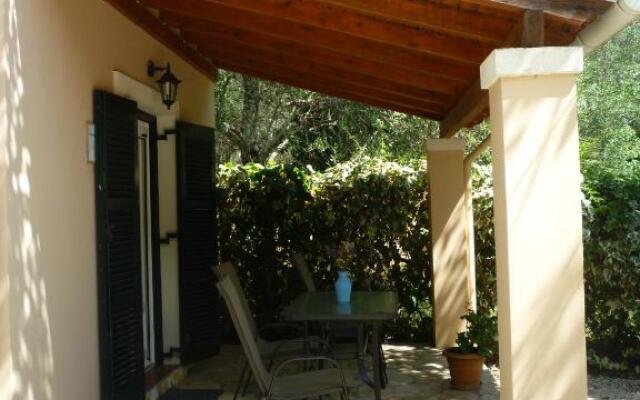 Emely Apartments