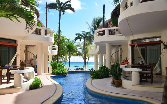Playa Palms Beach Hotel