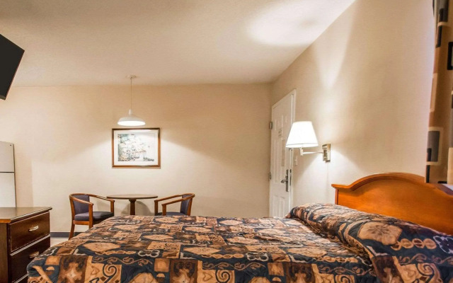 Suburban Extended Stay Hotel Airport