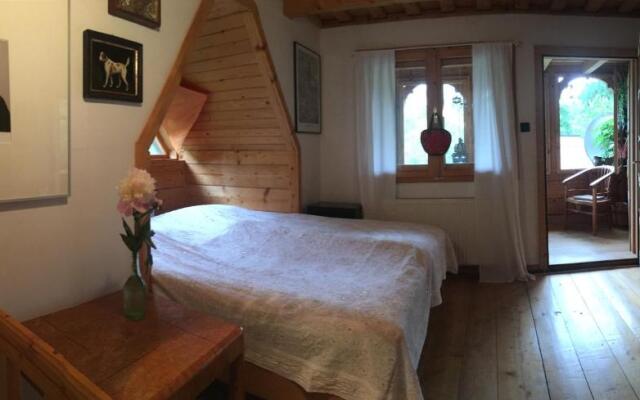 Valea Vinului Suite