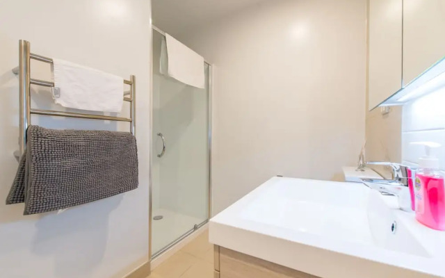 2 BRM apartment Opp to SkyTower view