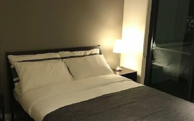 Melbourne Docklands Convesso Seaview Apartment