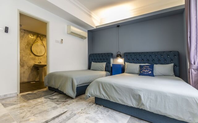 The Forum Condominium by Brassalova 74