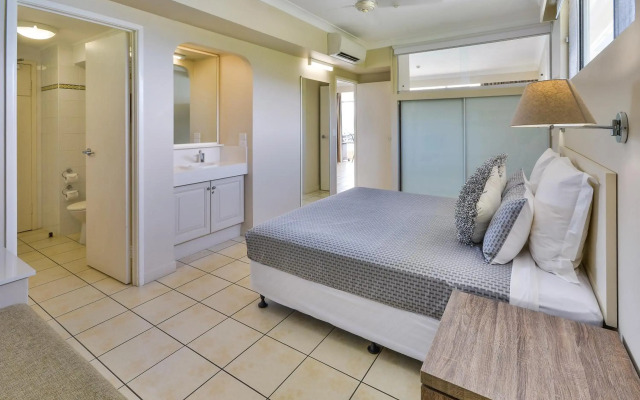 Beachfront Hamilton Island