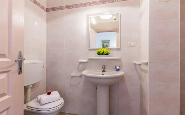 Daniela 4 100mt From sea