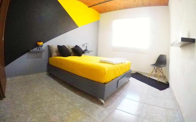 Flats Mi Lindo Pueblito