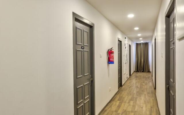 OYO Townhouse 156 Maraimalai Nagar