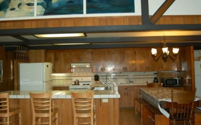 RedAwning Cabin #15B The Legacy