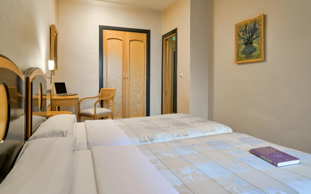 Hotel Macià Cóndor