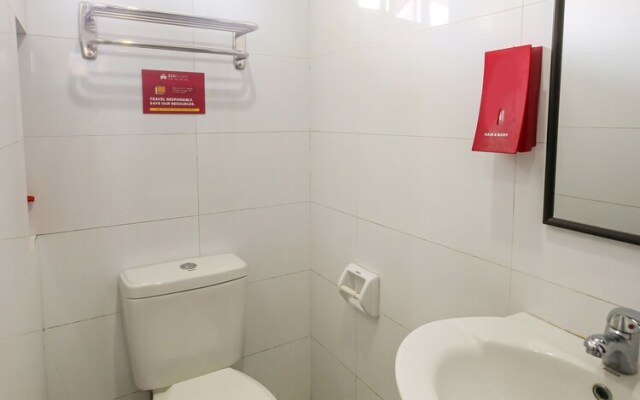 OYO 842 City Smiles Apartelle (Vaccinated Staff)