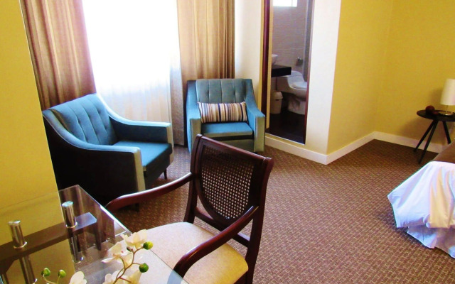 Los Leones Hotel Boutique