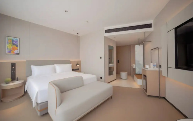 Holiday Inn Express Shanghai On The Bund by IHG