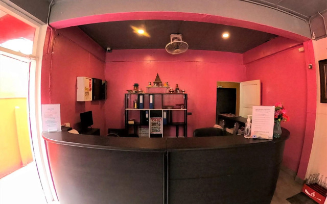 Taphouse Guest House