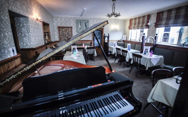 The Kinmount Hotel