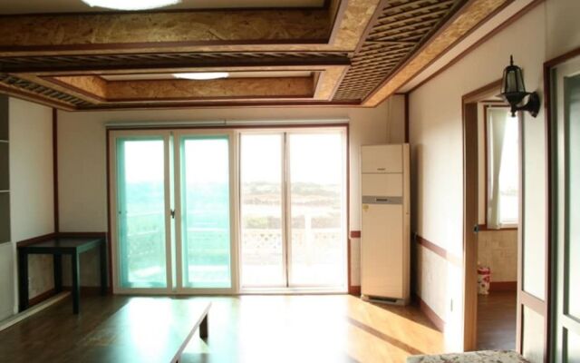 De Borah Guesthouse - Hostel