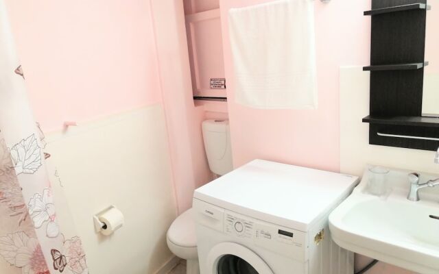 Acropolis museum family apartment