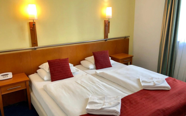 Flora Inn Hotel Dubai Airport