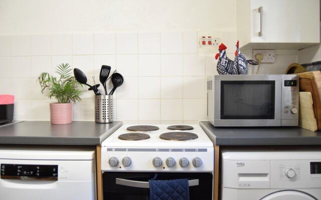 Spacious 3 Bedroom Family Home in Vauxhall