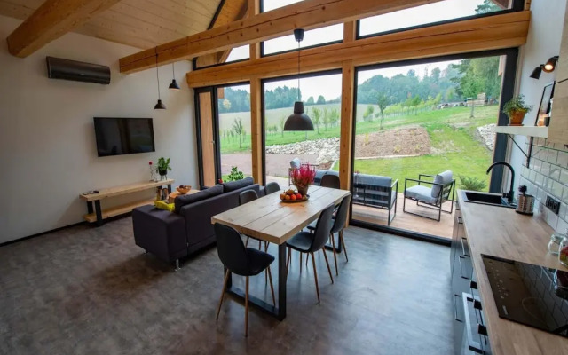 Apartment Near Pernstejn Castle in Smrcek
