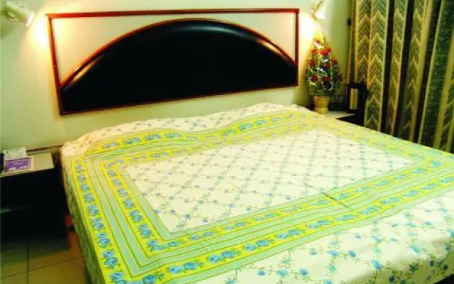 Arun Hotel