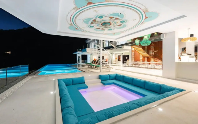 Villa Murano 9BR with Panoramic Sea View