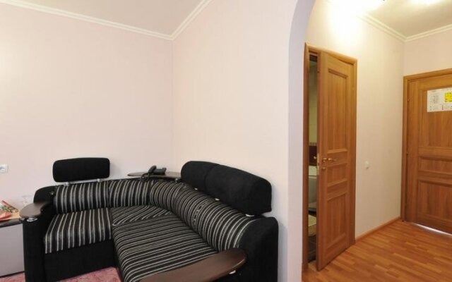 Crown Hotel